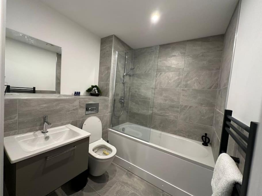 Stylish Central York Apartment Free Parking & Gym מראה חיצוני תמונה