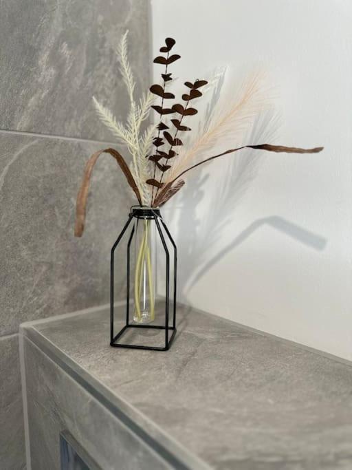 Stylish Central York Apartment Free Parking & Gym מראה חיצוני תמונה